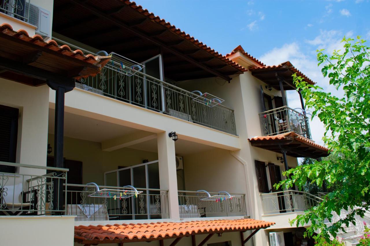 Theano Apartments Stoúpa エクステリア 写真
